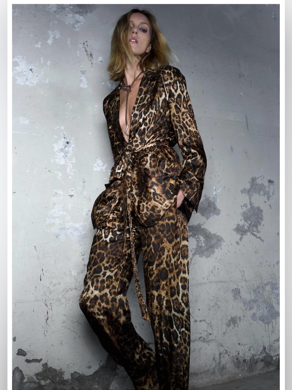 Zara Leopard-Print Pantsuit Brown & Black. Blazer size XS( oversized) pants M